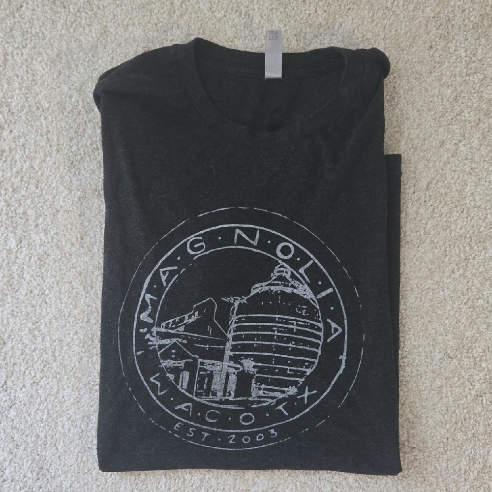 Magnolia Waco Texas Graphic T-Shirt Dark Gray|Size L